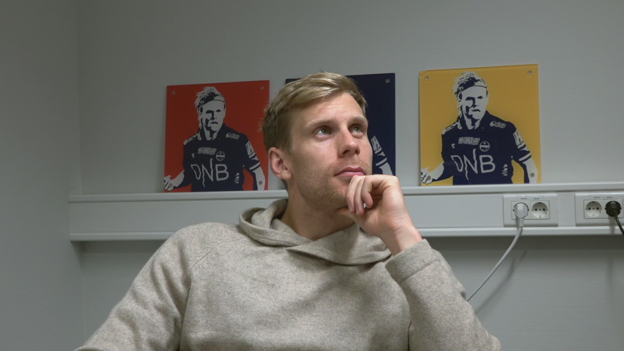 Niklas foran VIF-kampen